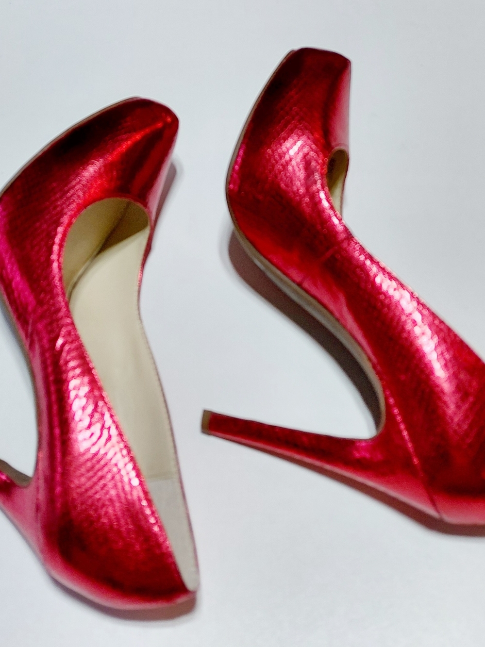 JESSICA SIMPSON Women's Parisah  Red Metallic Snakeskin Stiletto Heels  Size 6 - Picture 4 of 8